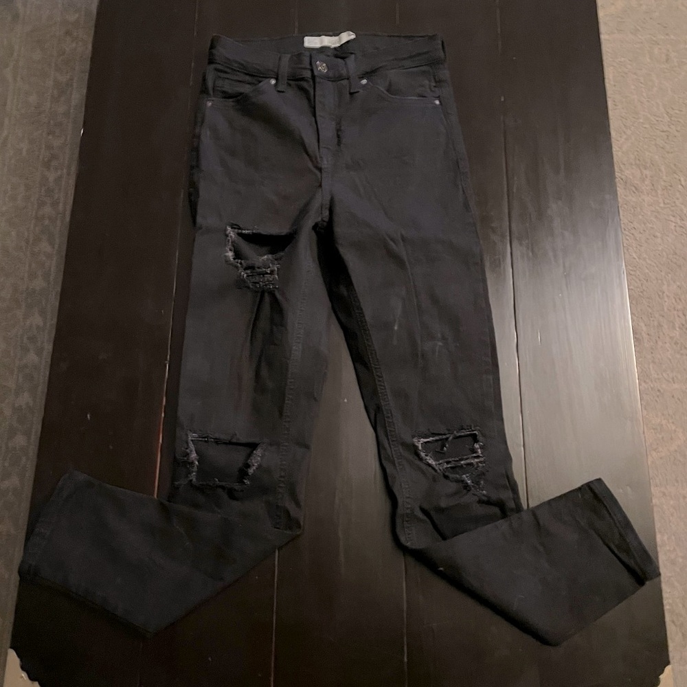 Topshop Destroyed Skinnies